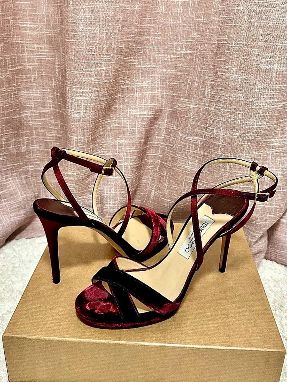 Jimmy Choo Burgundy Velvet heels Size 39.5.